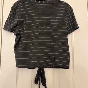 lululemon front tie top  charcoal gray  size 6
